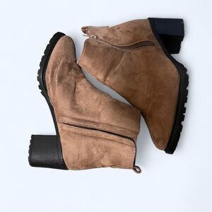 Wild Diva Tan Heeled Boots